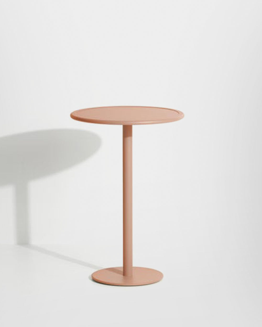WEEKEND TABLE