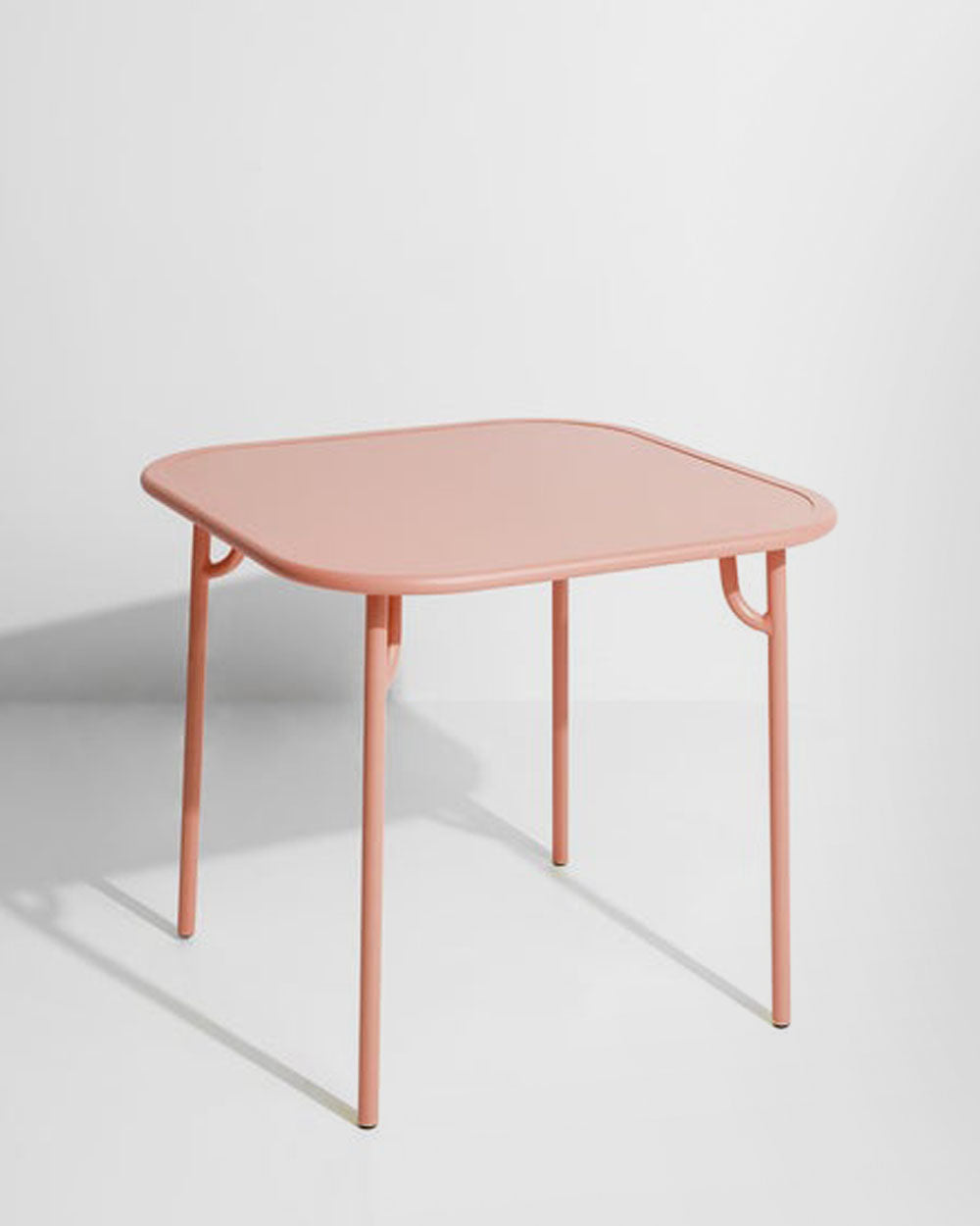 WEEKEND DINING TABLE