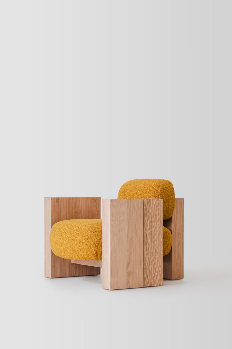 AC1 ARMCHAIR