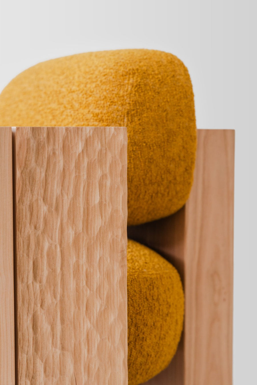 AC1 ARMCHAIR
