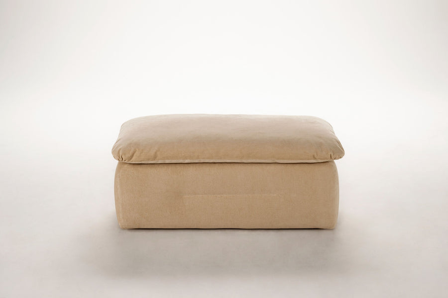 BUTTER ARMCHAIR
