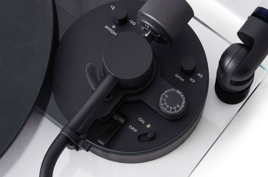 TRANSPARENT TURNTABLE