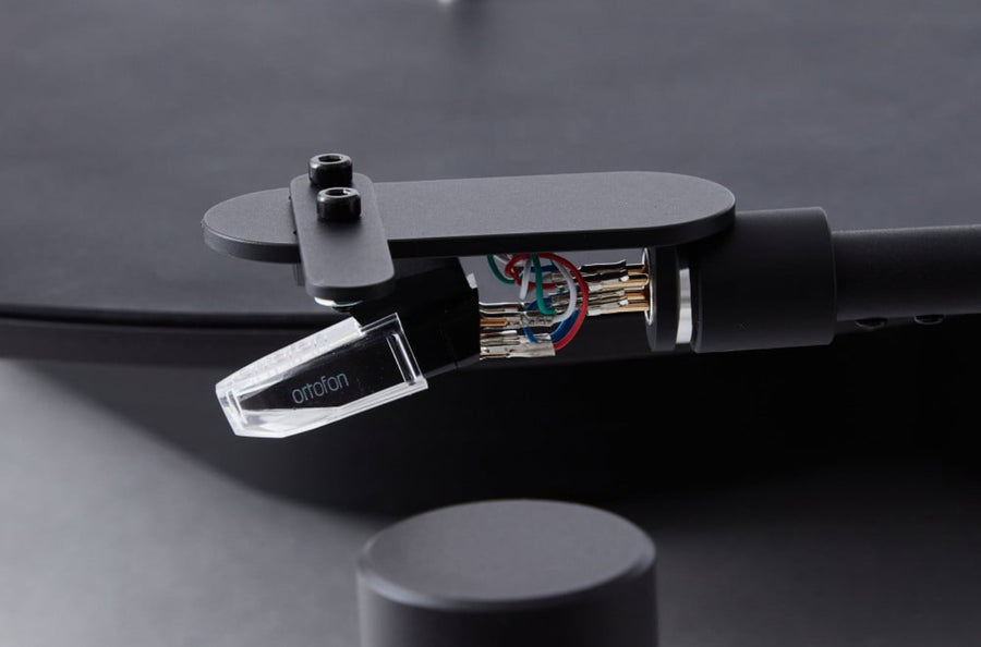 TRANSPARENT TURNTABLE