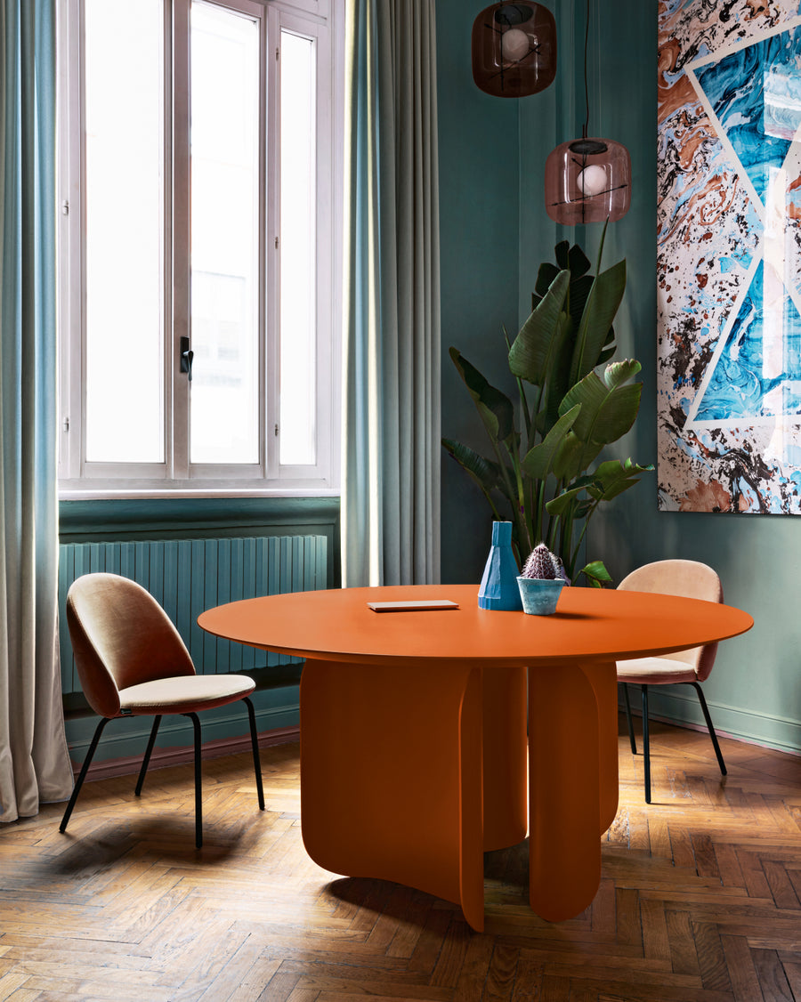 BARRY TABLE
