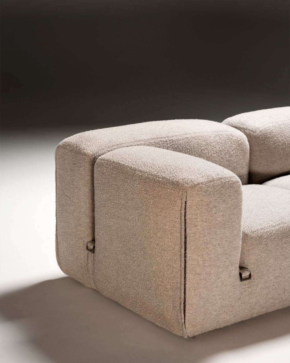 LE MURA WOOL MODULAR  SOFA