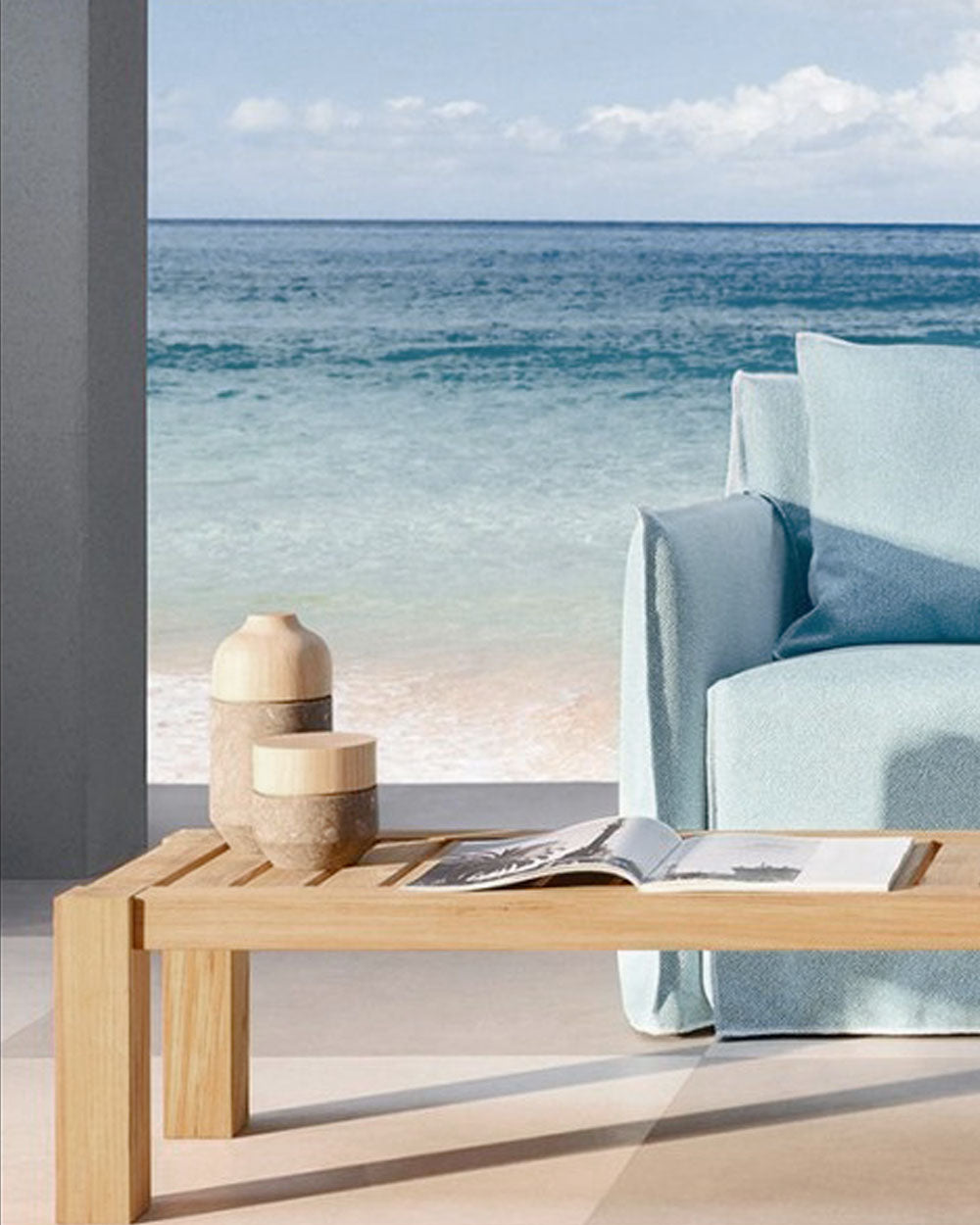 INOUT COFFEE TABLE