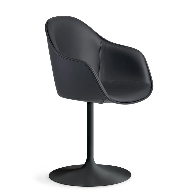 07G NEW LADY CALYX CHAIR