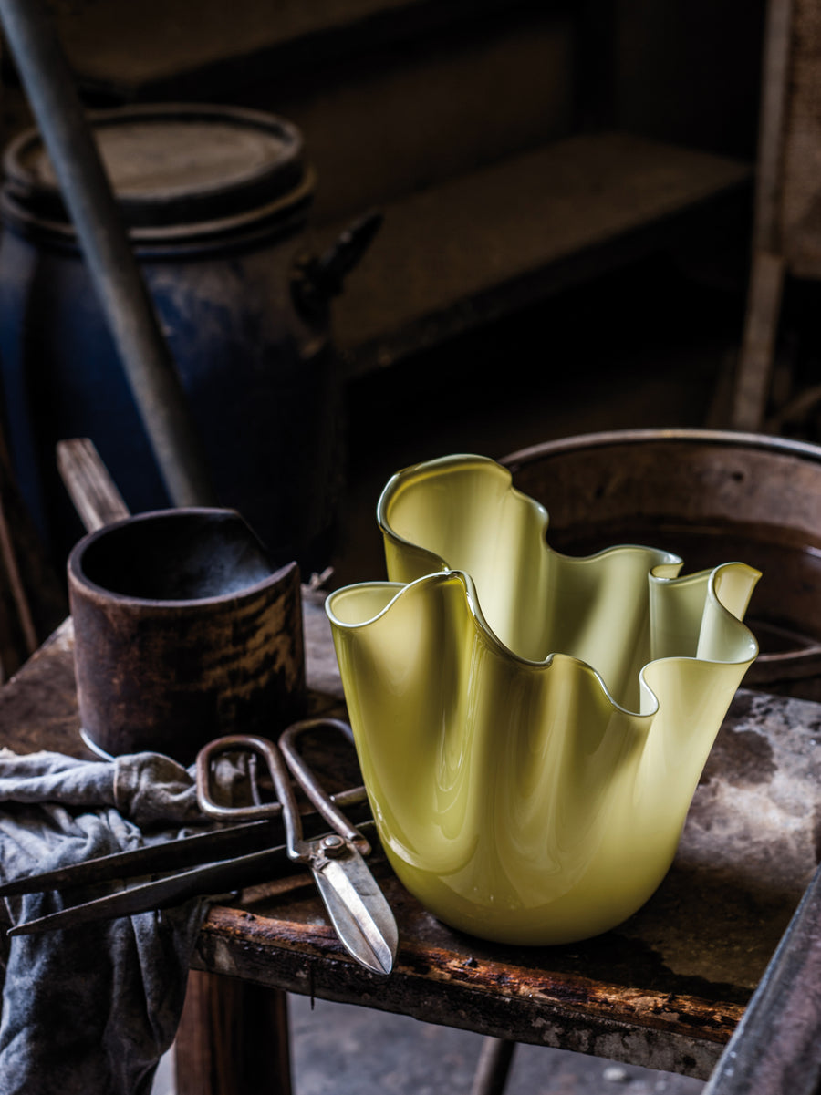FAZZOLETTO Glass Vase by Fulvio Bianconi and Paolo Venini for Venini - DUPLEX DESIGN