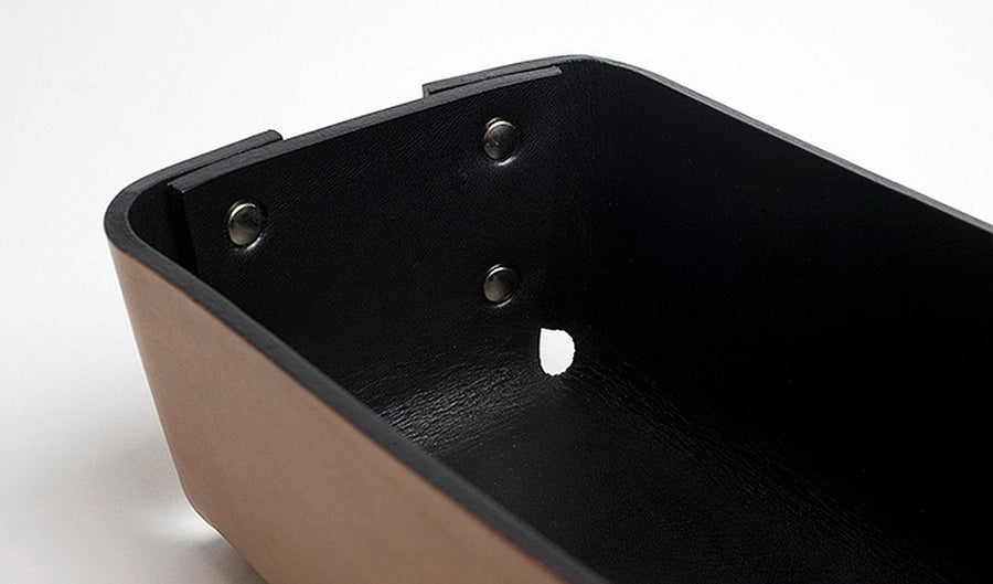 MATTEO Rectangular Riveted Leather Tray by Claude Bouchard for Oscar Maschera - DUPLEX DESIGN