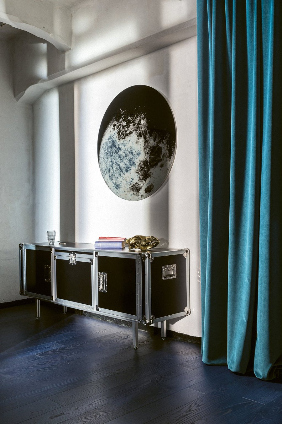 MY MOON MY MIRROR Round Wall Mirror in Printed Glass by Moroso for Diesel Living - DUPLEX DESIGN
