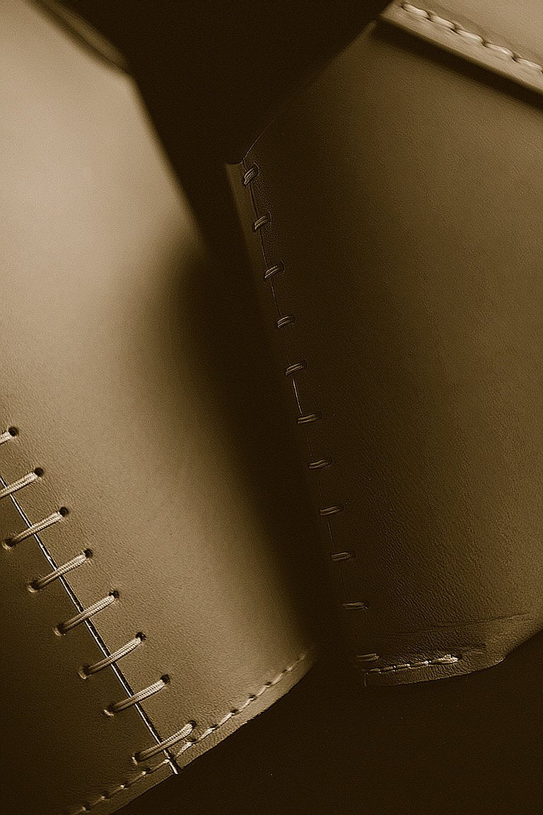 ANTONIO Leather Pencil Holder by Claude Bouchard for Oscar Maschera - DUPLEX DESIGN